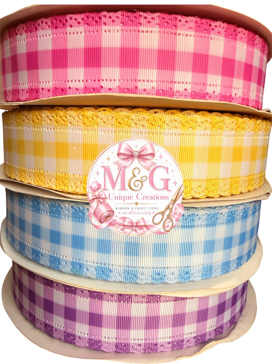 Gingham Scallop 1.5” ribbon