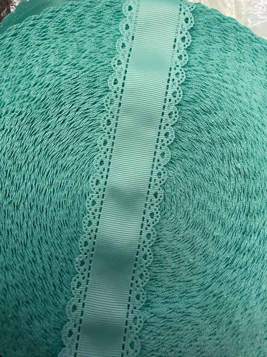 Heart scallop 1.5” grosgrain ribbon